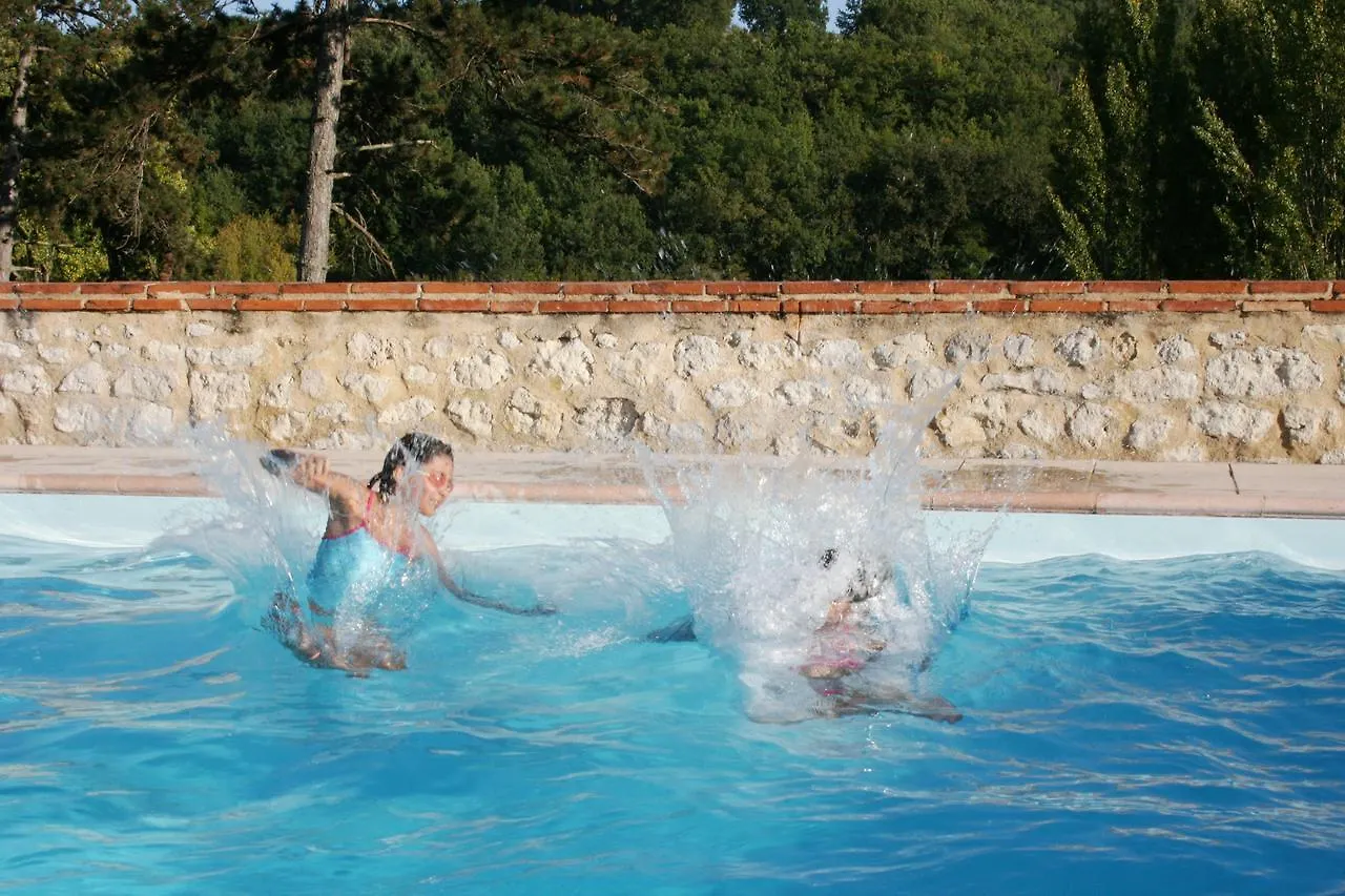 Le Farat Bed & Breakfast Auvillar 4*,