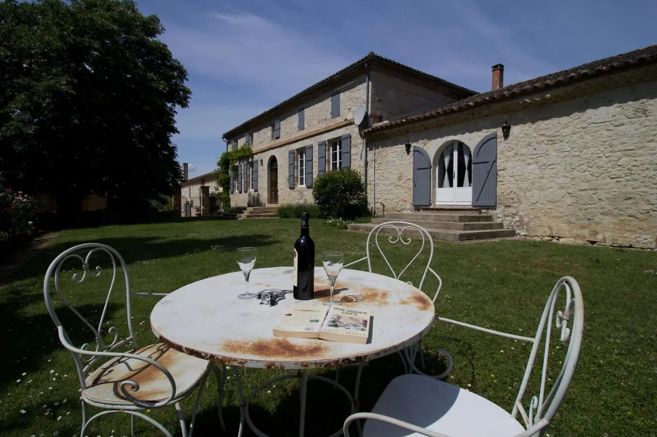 ****  Le Farat Bed & Breakfast Auvillar France