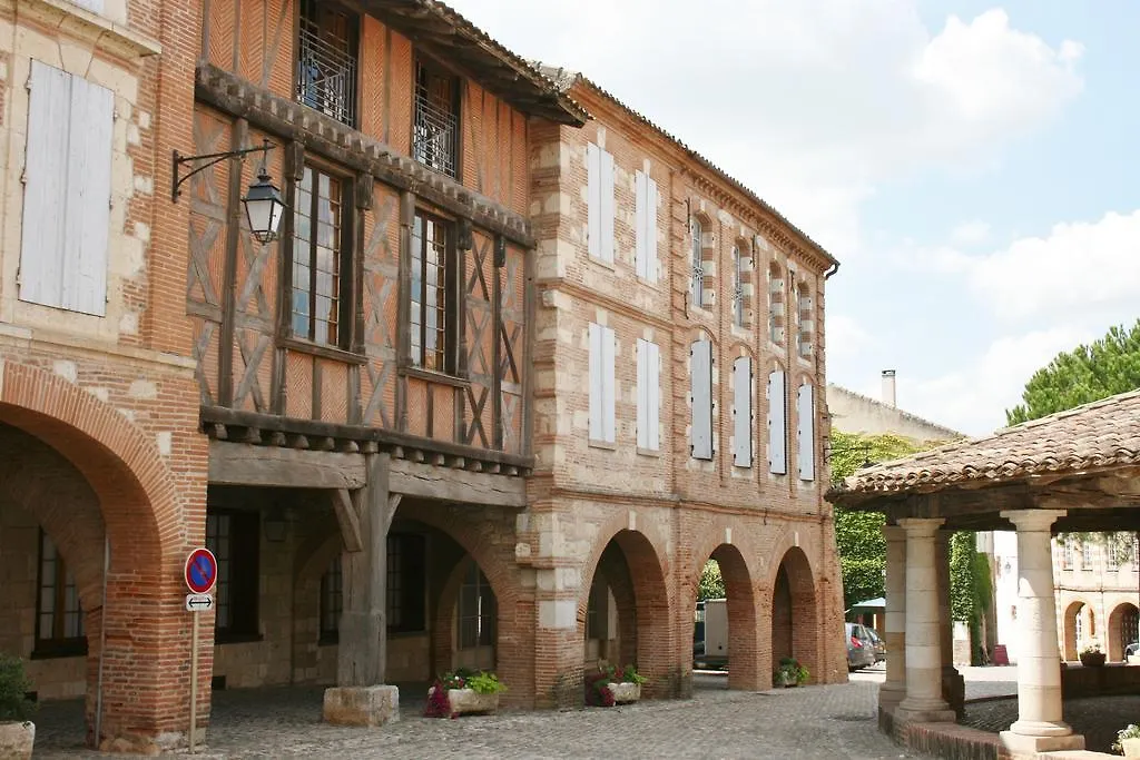 Le Farat Bed & Breakfast Auvillar 4*,  France