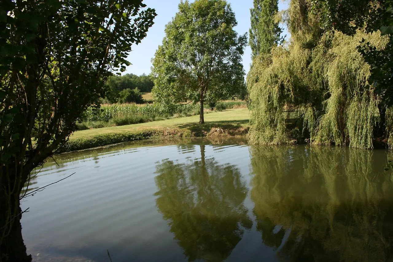 Le Farat Bed & Breakfast Auvillar 4*,